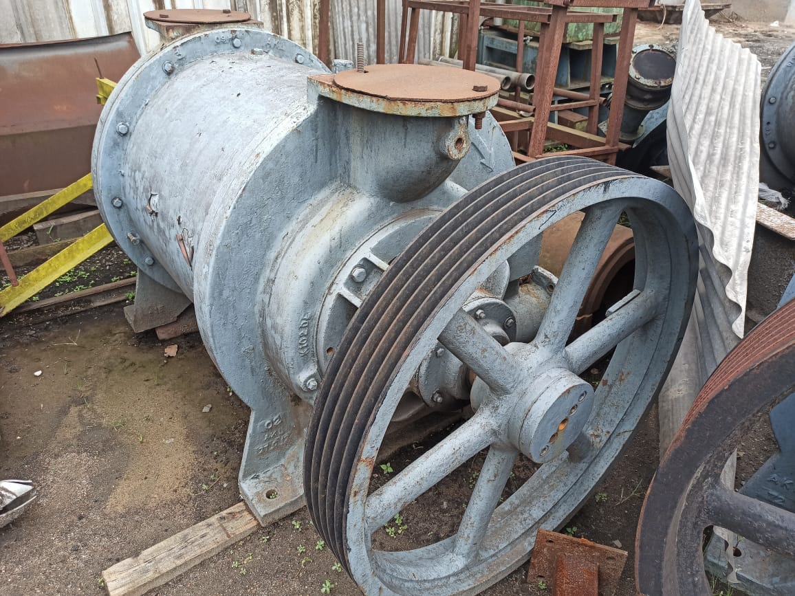 VACUUM PUMP DETAILS: (WITHOUT MOTOR) 1