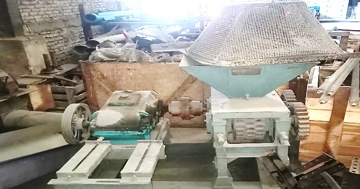 PALLET MAKER